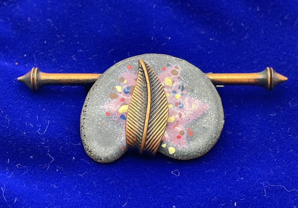 VTG Copper Enamel Layered Pin Leaf Bar Brooch Abstract Dotted Star Background
